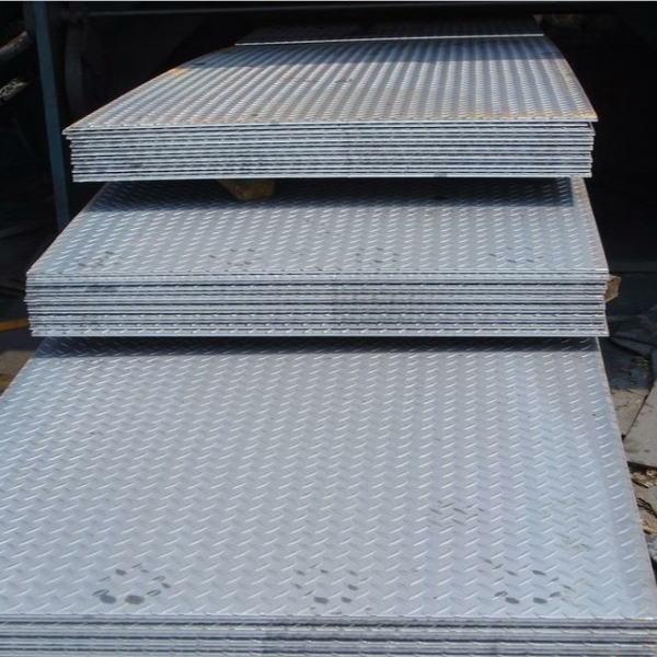 A36 Q235B SS400 Quality Assurance Carbon Galvanized Checkered Steel Plate/Galvanized Diamond Steel Plate 