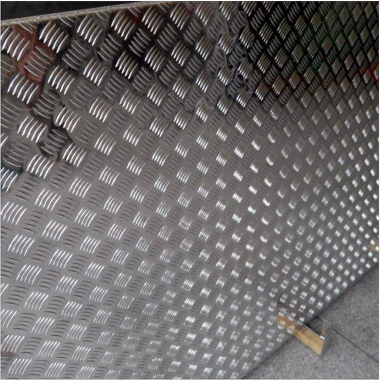 ASTM 304 316 Anti Skid Stainless Steel Checkered Plate Sizes / Stainless Steel Checkered Sheet